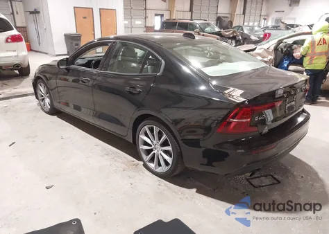 2019 Volvo S60 T5 Momentum из США, поврежденный, VIN 7JR102FK8KG015480